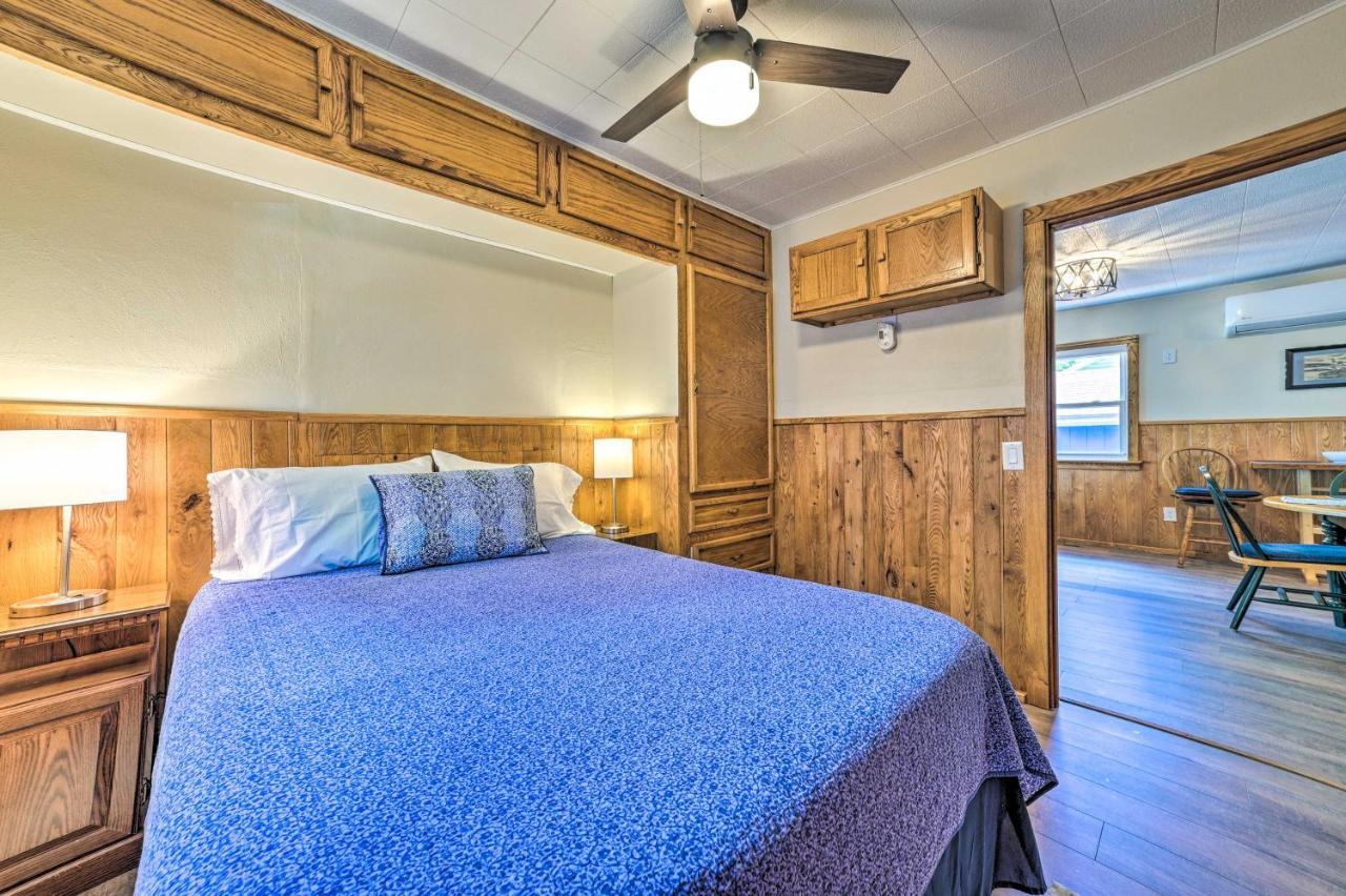 East Tawas Lakefront Getaway With Kayaks And Deck Exterior photo